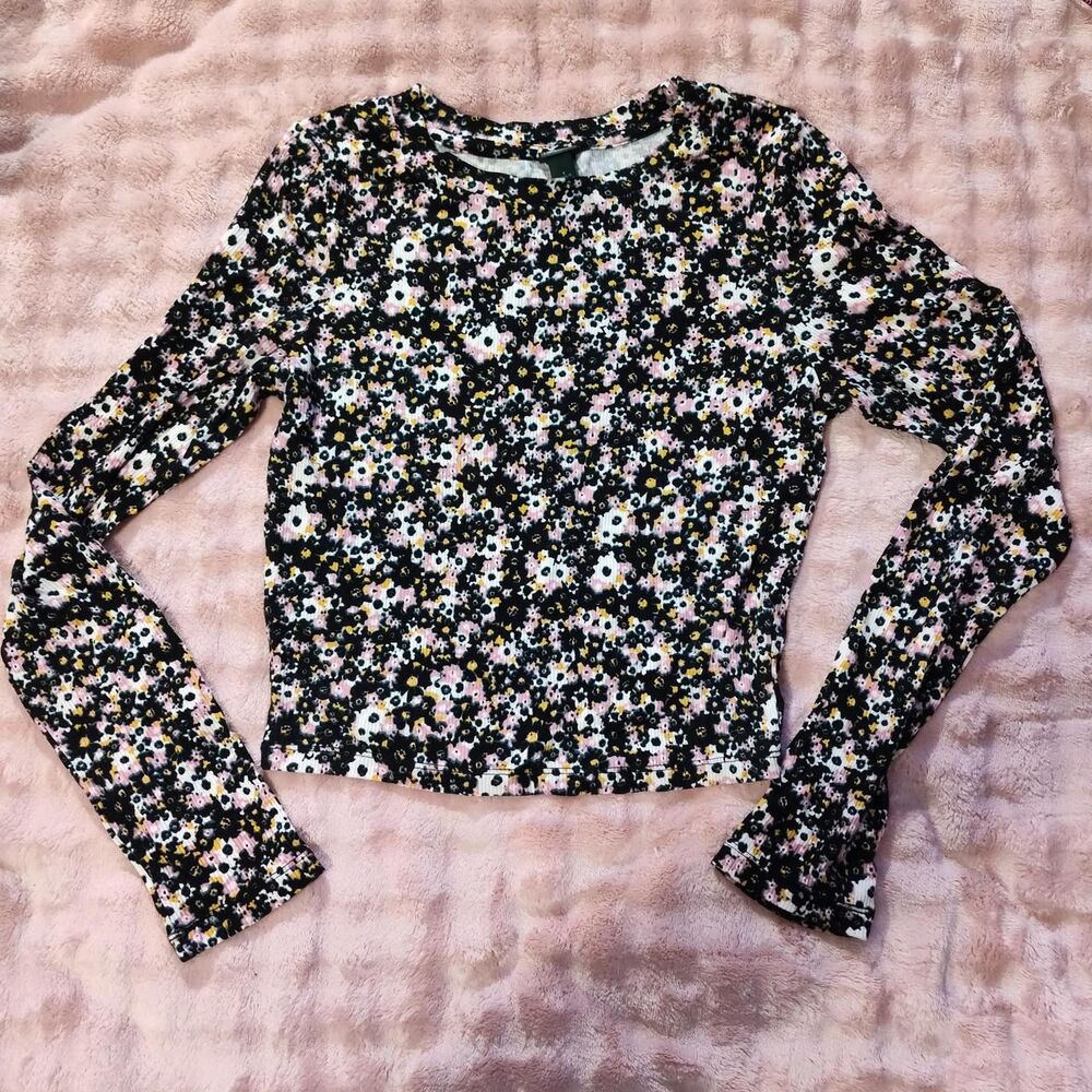 Wild Fable black floral long sleeve top Small